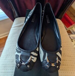 Lauren Ralph Lauren Size 8 Zebra Print Flats